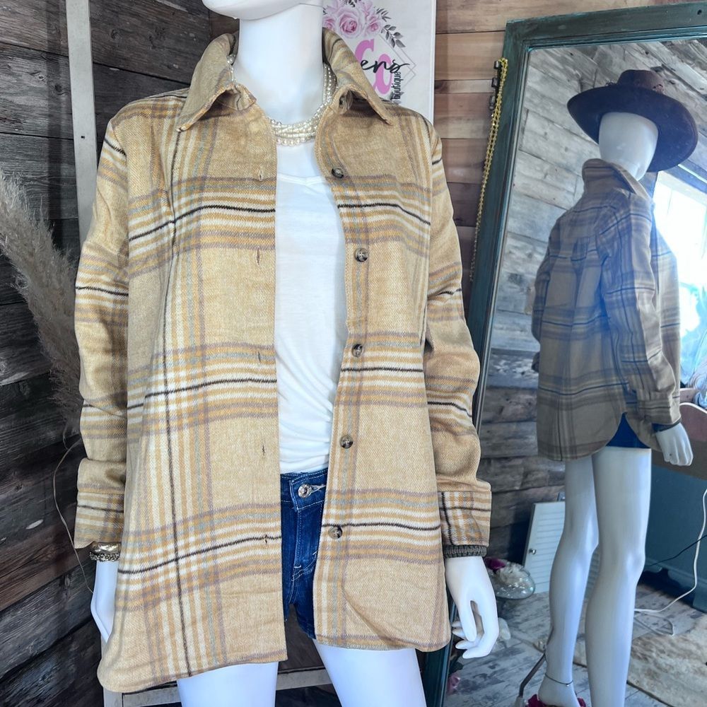Blue B Plaid Button Down Flannel Shacket Jacket Side Pockets Mustard Color 💗